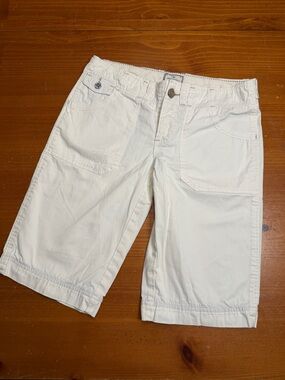 American Eagle Outfitters White Ladies Bermuda Shorts